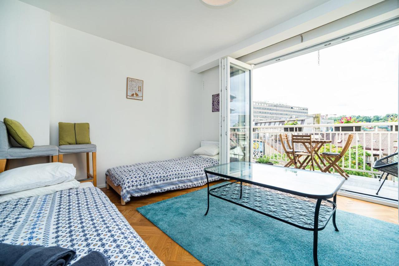 Central, Spacious, Modern 5 Bedrm Duplex W/Balcony Praha Exteriér fotografie